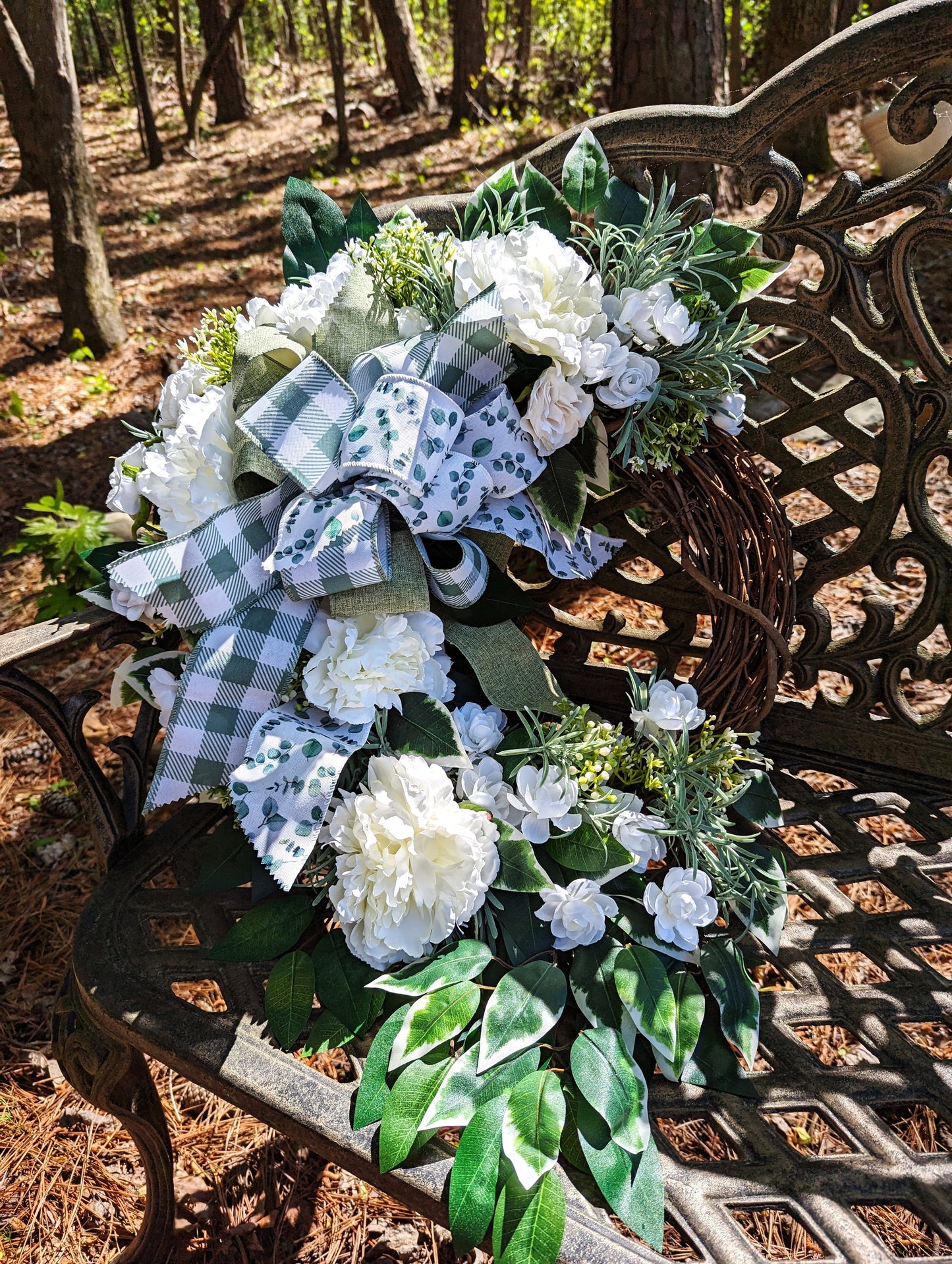Alice of All Seasons Wreath
