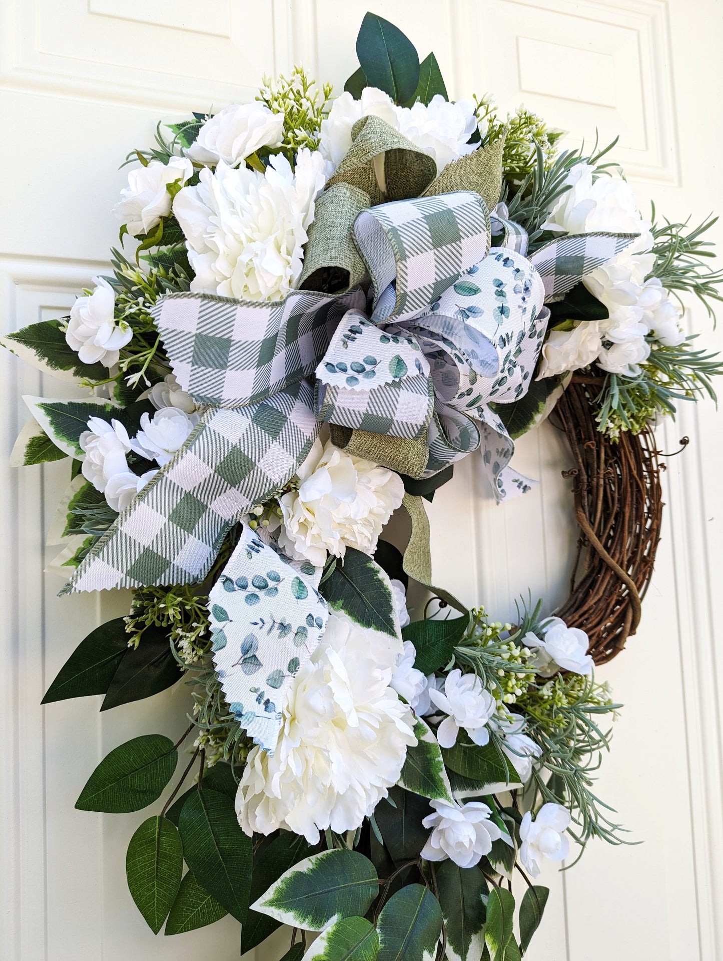 Alice of All Seasons Wreath
